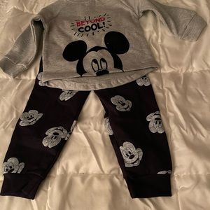 Two pieces of toddler outfit